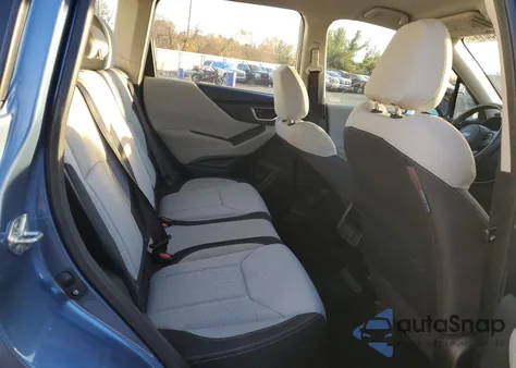 2022 Subaru Forester z USA, uszkodzony, nr VIN JF2SKAAC2NH463205